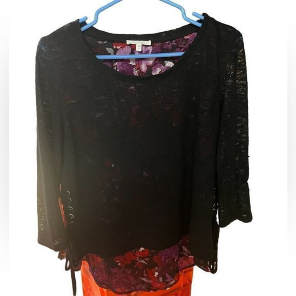 Ava James size small‎ sweater with flower lining